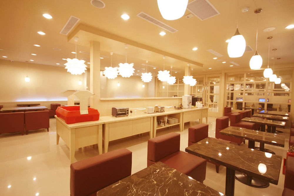 Kindness Hotel - Tainan Minsheng Zewnętrze zdjęcie
